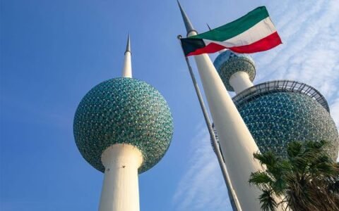 Kuwait offers incentives to encourage citizens to take private sector jobs